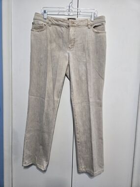 Chico’s So Slimming Jeans Size 2.5 Reg 14/16 Beige Straight Leg Stretch Denim